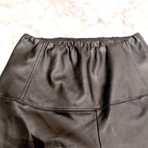 Wilfred Daria vegan leather leggings size Small - Picture 6 of 7